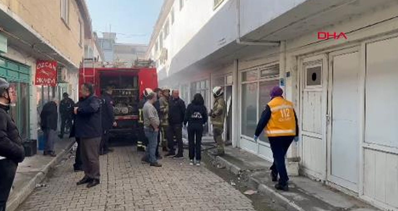 Şarjdaki aküler alev aldı! Depo yandı…