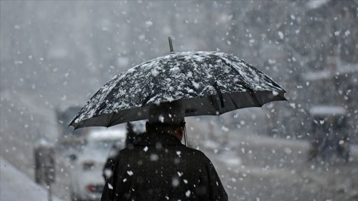 İstanbul’da hava bugün karla karışık yağmurlu