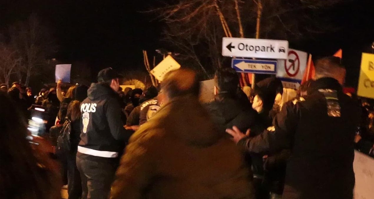 Muğla’da İmamoğlu protestosuna sert müdahale! Gözaltılar var